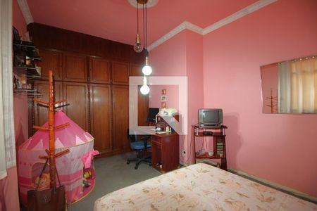 Casa à venda com 255m², 3 quartos e 2 vagasQuarto 2