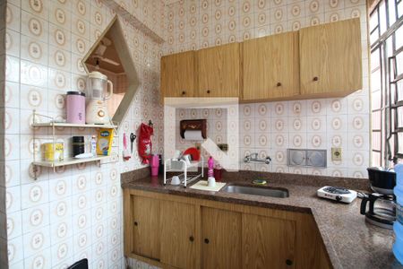 Casa à venda com 255m², 3 quartos e 2 vagasCozinha