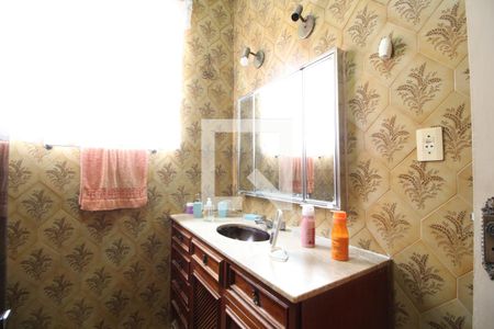 Casa à venda com 255m², 3 quartos e 2 vagasBanheiro Social 2