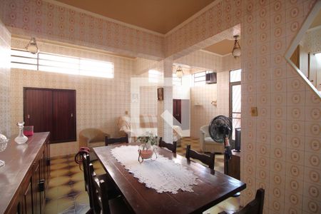 Casa à venda com 255m², 3 quartos e 2 vagasCopa