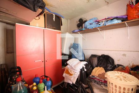 Casa à venda com 255m², 3 quartos e 2 vagasQuarto de Serviço