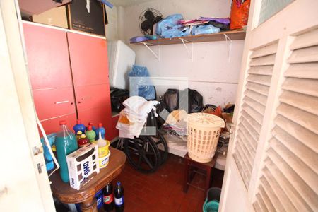 Casa à venda com 255m², 3 quartos e 2 vagasQuarto de Serviço