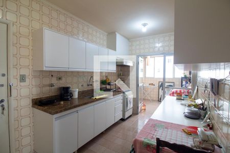 Apartamento à venda com 110m², 3 quartos e 2 vagasCozinha