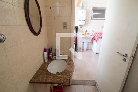 Apartamento à venda com 110m², 3 quartos e 2 vagasBanheiro de serviço