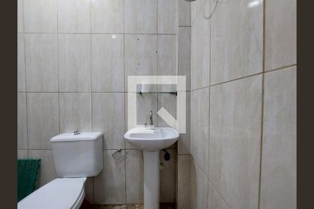Casa para alugar com 55m², 1 quarto e sem vaga Casa para alugar com 55m², 1 quarto e sem vagaBanheiro