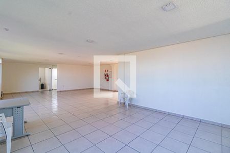 Apartamento para alugar com 49m², 2 quartos e 1 vaga Apartamento para alugar com 49m², 2 quartos e 1 vagaÁrea comum - Salão de festas