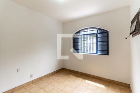 Casa à venda com 360m², 3 quartos e 3 vagas Casa à venda com 360m², 3 quartos e 3 vagasQuarto 3