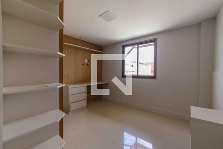 Apartamento à venda com 195m², 3 quartos e 2 vagasSuíte 2