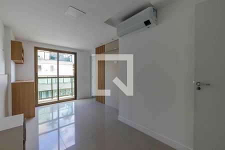 Apartamento à venda com 195m², 3 quartos e 2 vagasSuíte 3