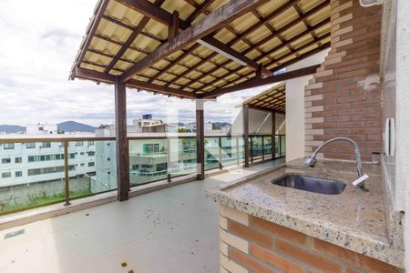 Apartamento à venda com 195m², 3 quartos e 2 vagasCobertura