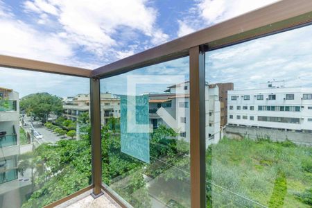 Apartamento à venda com 195m², 3 quartos e 2 vagasPlaquinha