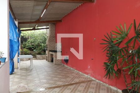 Casa para alugar com 150m², 2 quartos e 1 vagaQuintal