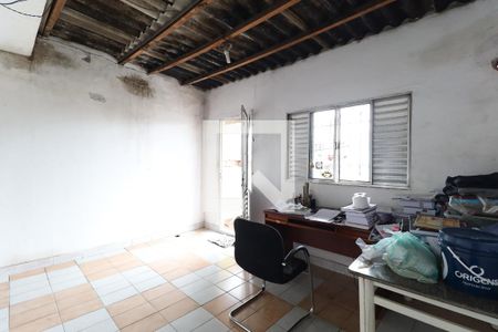 Casa à venda com 400m², 4 quartos e sem vaga Casa à venda com 400m², 4 quartos e sem vagaEscritório