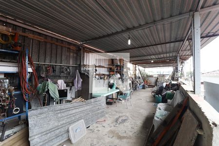 Casa à venda com 400m², 4 quartos e sem vaga Casa à venda com 400m², 4 quartos e sem vagaÁrea de serviço / Terraço