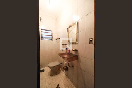 Casa à venda com 400m², 4 quartos e sem vaga Casa à venda com 400m², 4 quartos e sem vagaBanheiro