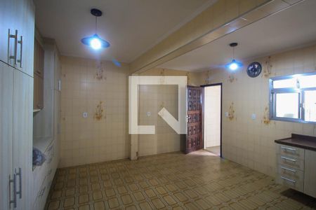 Casa para alugar com 154m², 2 quartos e 3 vagasCozinha