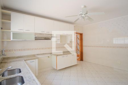 Casa à venda com 138m², 3 quartos e 3 vagasCozinha