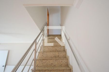 Escada de casa à venda com 3 quartos, 138m² em Chácara Santo Antônio (zona Leste), São Paulo