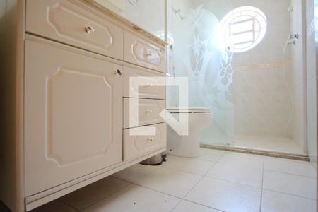 Casa à venda com 138m², 3 quartos e 3 vagasBanheiro Social