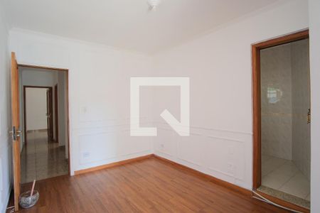 Casa à venda com 138m², 3 quartos e 3 vagasSuíte