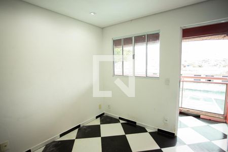 Casa para alugar com 160m², 4 quartos e 2 vagasCASA 2- SALA
