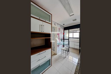 Apartamento para alugar com 105m², 2 quartos e 3 vagasCozinha