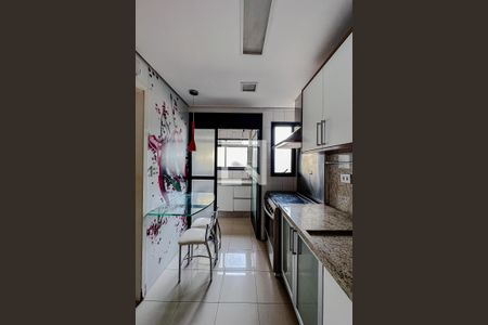 Apartamento para alugar com 105m², 2 quartos e 3 vagasCozinha