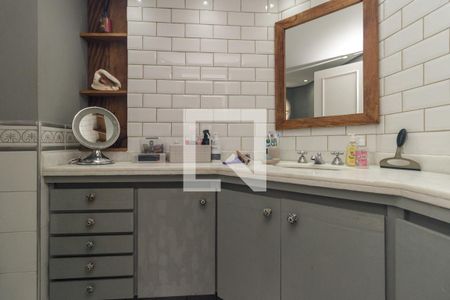 Apartamento à venda com 185m², 3 quartos e 2 vagasBanheiro 1 - Suíte