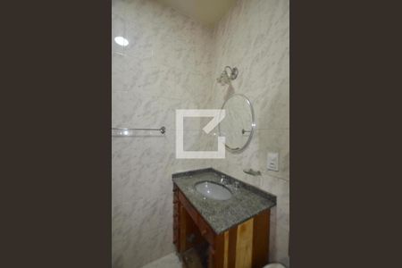 Casa para alugar com 250m², 3 quartos e 1 vagaBanheiro