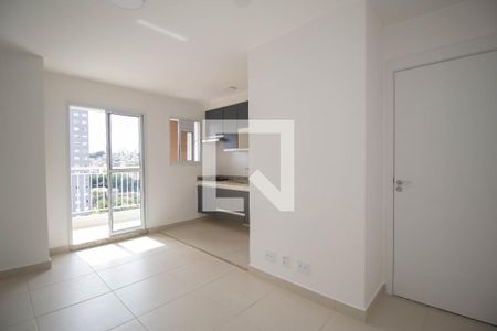 Apartamento para alugar com 42m², 2 quartos e sem vaga Apartamento para alugar com 42m², 2 quartos e sem vagaSala