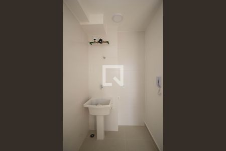 Apartamento para alugar com 42m², 2 quartos e sem vaga Apartamento para alugar com 42m², 2 quartos e sem vagaÁrea de Serviço