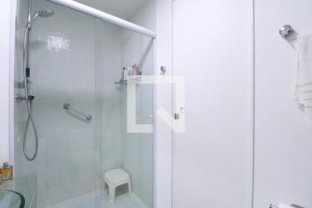 Apartamento à venda com 70m², 2 quartos e 1 vagaBanheiro Social