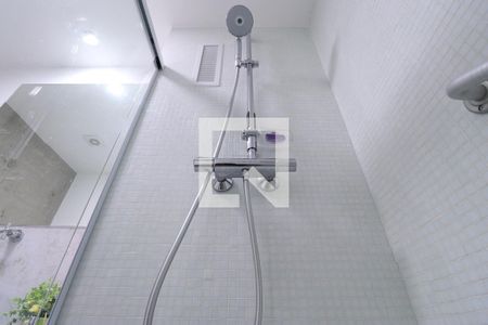 Apartamento à venda com 70m², 2 quartos e 1 vagaDetalhe Banheiro Social