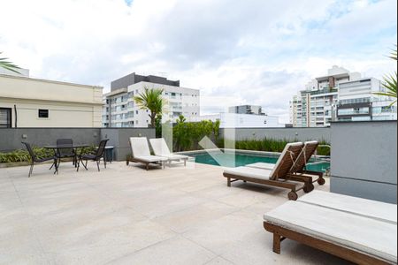 Apartamento para alugar com 25m², 1 quarto e sem vaga Apartamento para alugar com 25m², 1 quarto e sem vagaÁrea comum - Piscina