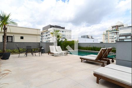 Apartamento para alugar com 25m², 1 quarto e sem vaga Apartamento para alugar com 25m², 1 quarto e sem vagaÁrea comum - Piscina