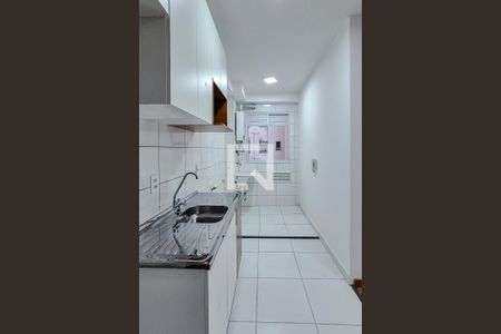 Cozinha de apartamento à venda com 2 quartos, 40m² em Jardim Santa Emilia, São Paulo