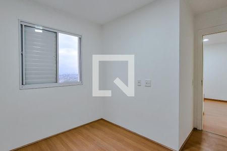 Quarto 1 de apartamento para alugar com 2 quartos, 40m² em Jardim Santa Emilia, São Paulo