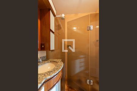 Apartamento à venda com 99m², 2 quartos e 1 vagaBanheiro Suíte