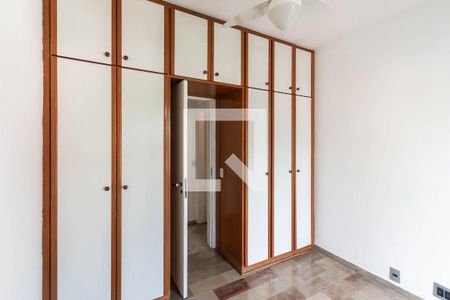 Apartamento à venda com 99m², 2 quartos e 1 vagaQuarto