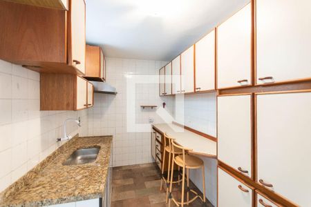 Apartamento à venda com 99m², 2 quartos e 1 vagaCozinha