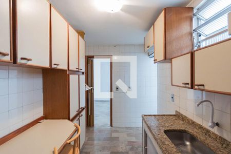 Apartamento à venda com 99m², 2 quartos e 1 vagaCozinha