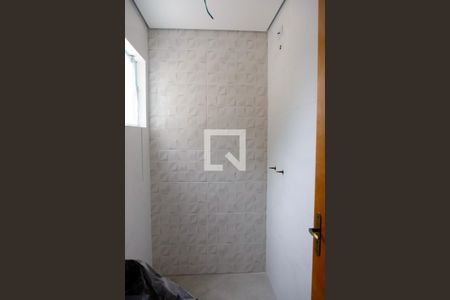 Casa à venda com 73m², 2 quartos e 1 vaga Casa à venda com 73m², 2 quartos e 1 vagaBanheiro da Suíte 2