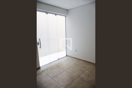 Casa à venda com 73m², 2 quartos e 1 vaga Casa à venda com 73m², 2 quartos e 1 vagaCozinha