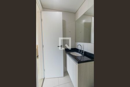 Apartamento para alugar com 33m², 1 quarto e sem vaga Apartamento para alugar com 33m², 1 quarto e sem vagaBanheiro da Suíte