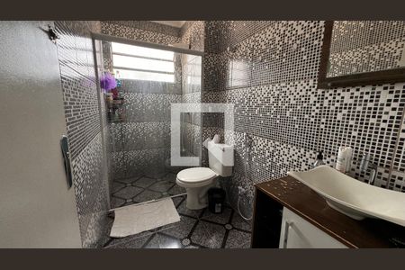 Apartamento à venda com 74m², 3 quartos e 1 vaga Apartamento à venda com 74m², 3 quartos e 1 vagaBanheiro