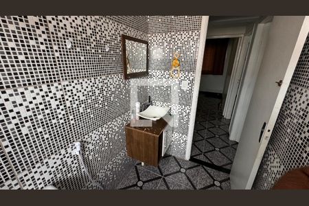 Apartamento à venda com 74m², 3 quartos e 1 vaga Apartamento à venda com 74m², 3 quartos e 1 vagaBanheiro