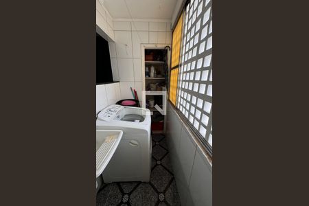 Apartamento à venda com 74m², 3 quartos e 1 vaga Apartamento à venda com 74m², 3 quartos e 1 vagaÁrea de Serviço
