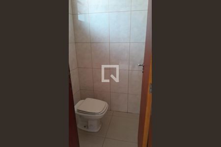 Casa à venda com 266m², 3 quartos e 2 vagasBanheiro