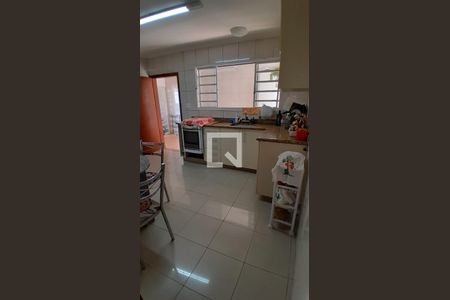 Casa à venda com 266m², 3 quartos e 2 vagasCozinha