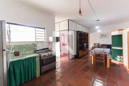 Casa à venda com 600m², 4 quartos e 8 vagasSala/Cozinha 